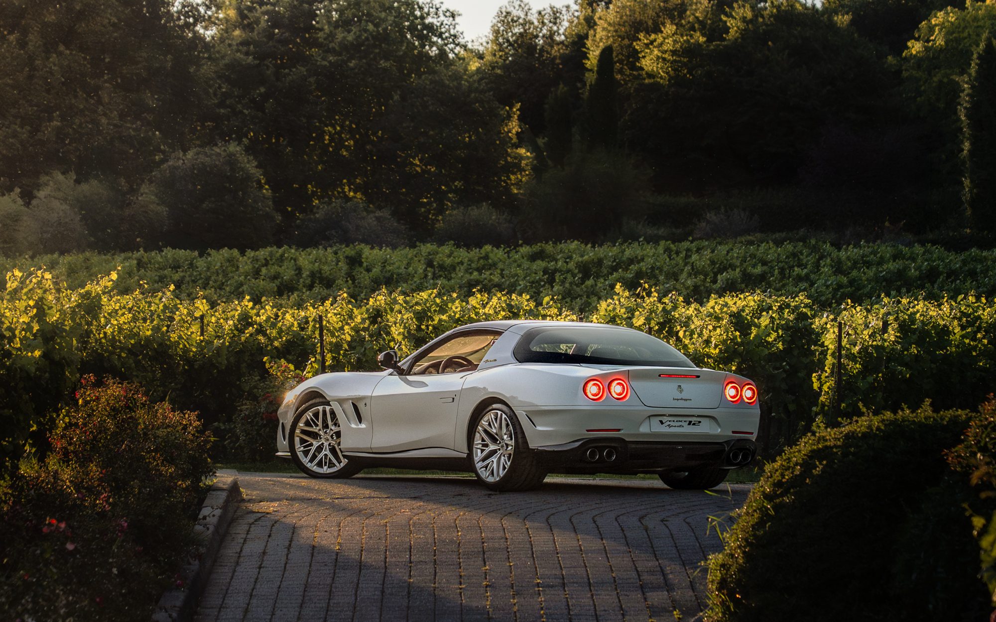 Superleggera Veloce12 Aperta